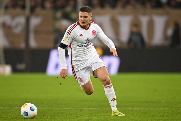 重大调整与 重大调整与