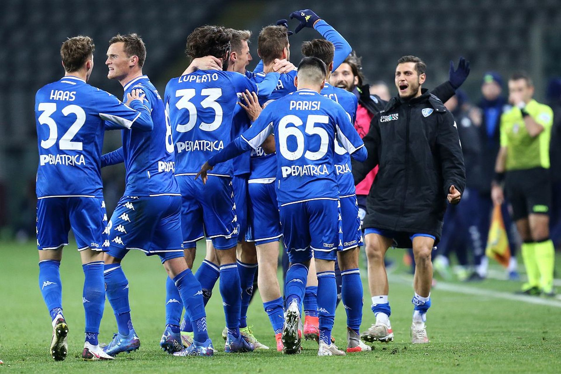 路绝非坦途 路绝非坦途